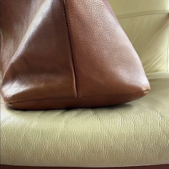 Jane - Leather Pebbled Cognac by Parker Thatch - Picture 5 of 7